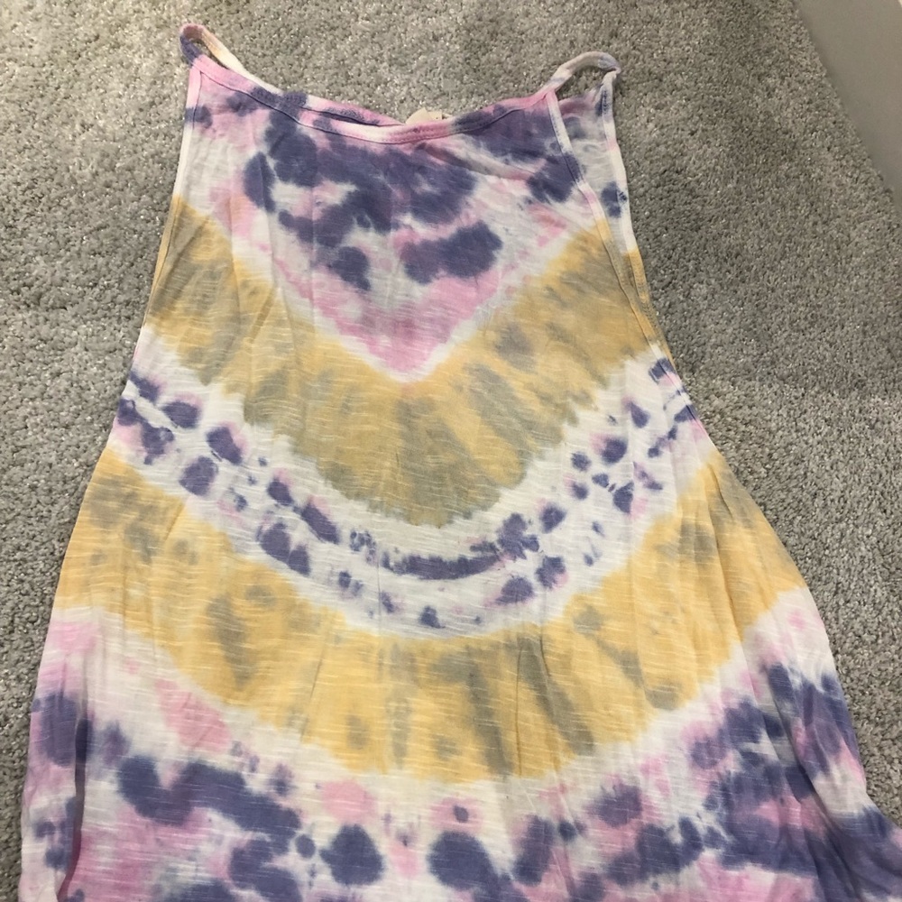 LF tie-dye tank